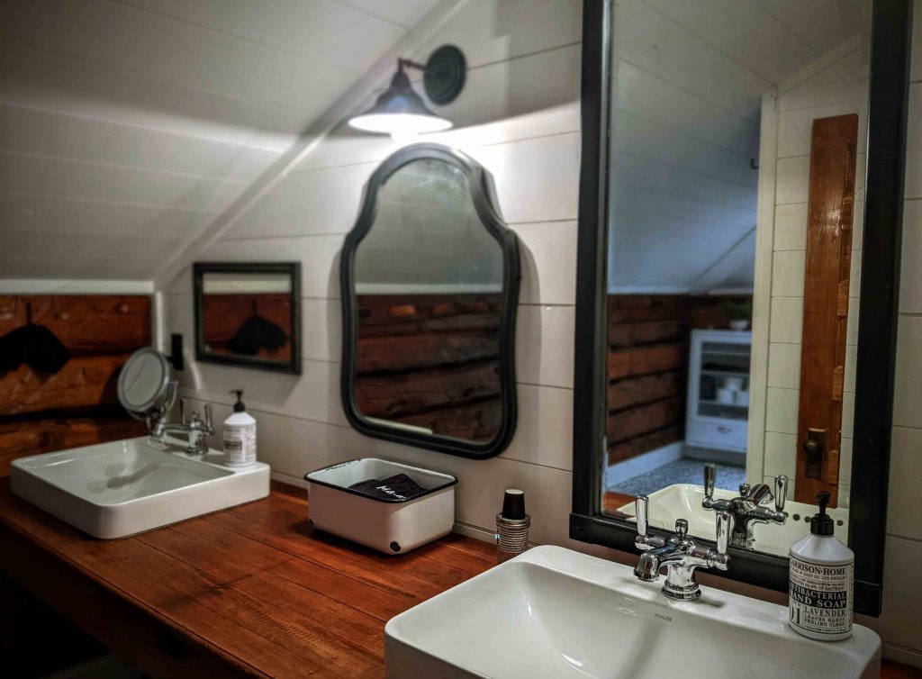 Upper Bathroom